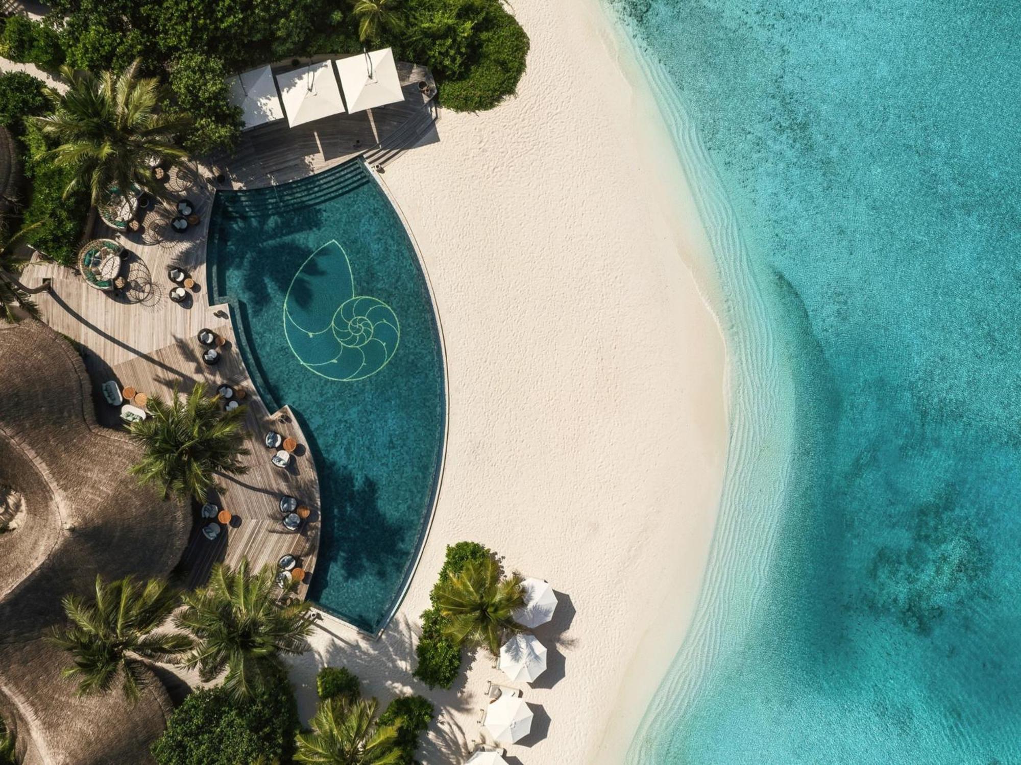 The Nautilus Maldives Hotel Kamadhoo Kültér fotó